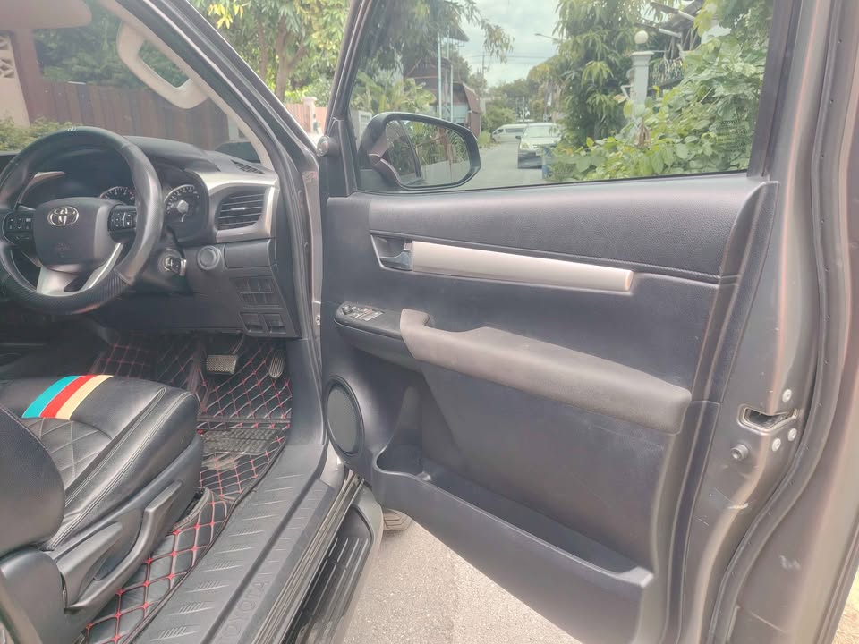 2021 Toyota Hilux Revo Smart Cab Prerunner 2.4 AT view 2