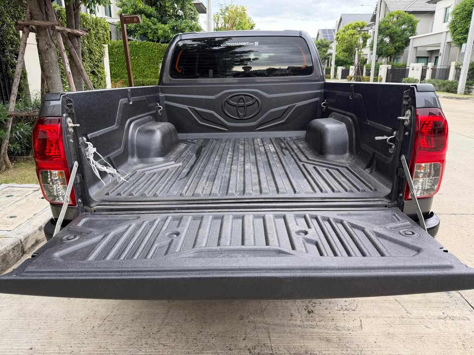 2020 Toyota Hilux Revo Z Edition 2.4E MT Smart Cab view 3