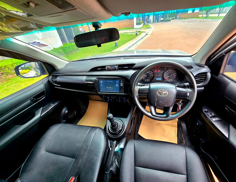 2020 Toyota Hilux Revo 2.4 J MT Single Cab view 5