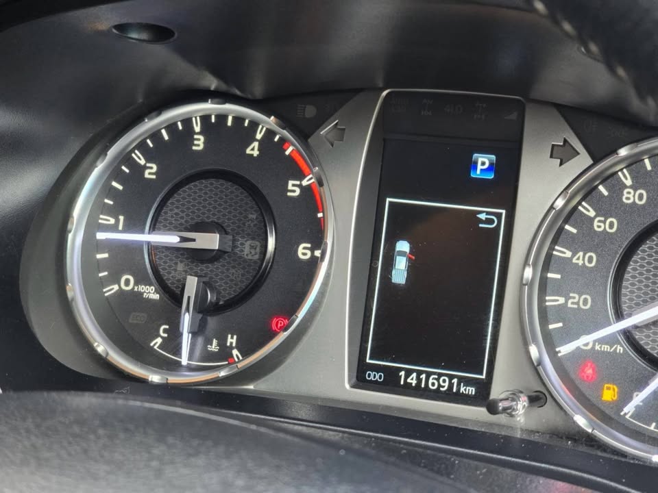 2022 Toyota Hilux Revo 2.4 Mid Prerunner AT view 2