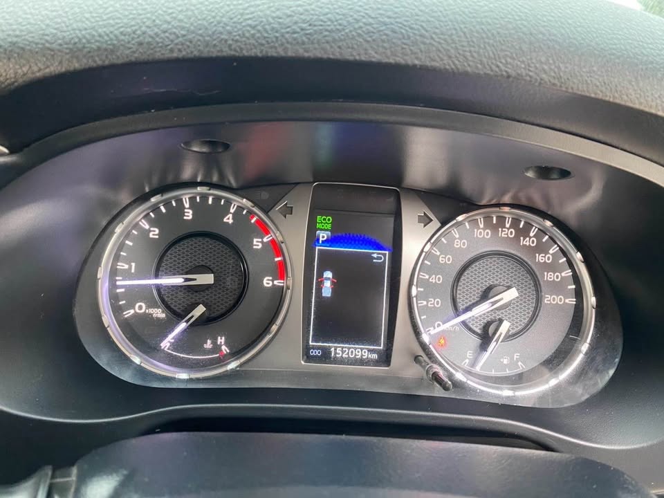 2020 Toyota Hilux Revo 2.4 Prerunner AT view 3