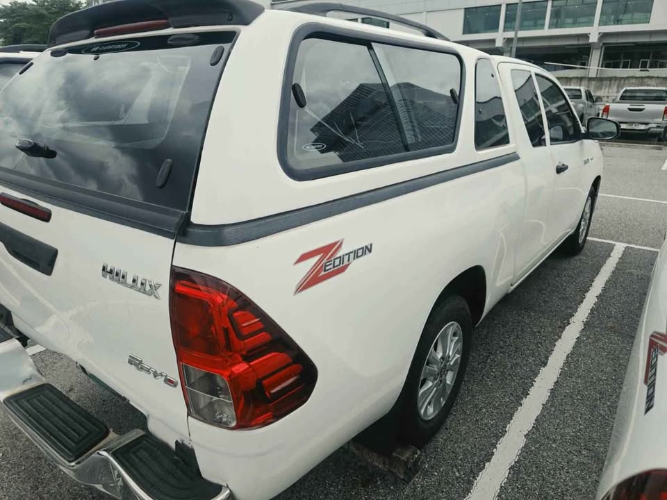 2020 Toyota Hilux Revo Smart Cab 2.4 Mid 2WD AT view 2
