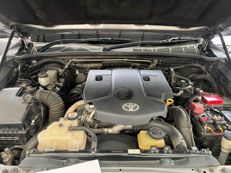 Toyota Hilux Revo Rocco Smart Cab 2.4 AT view 4