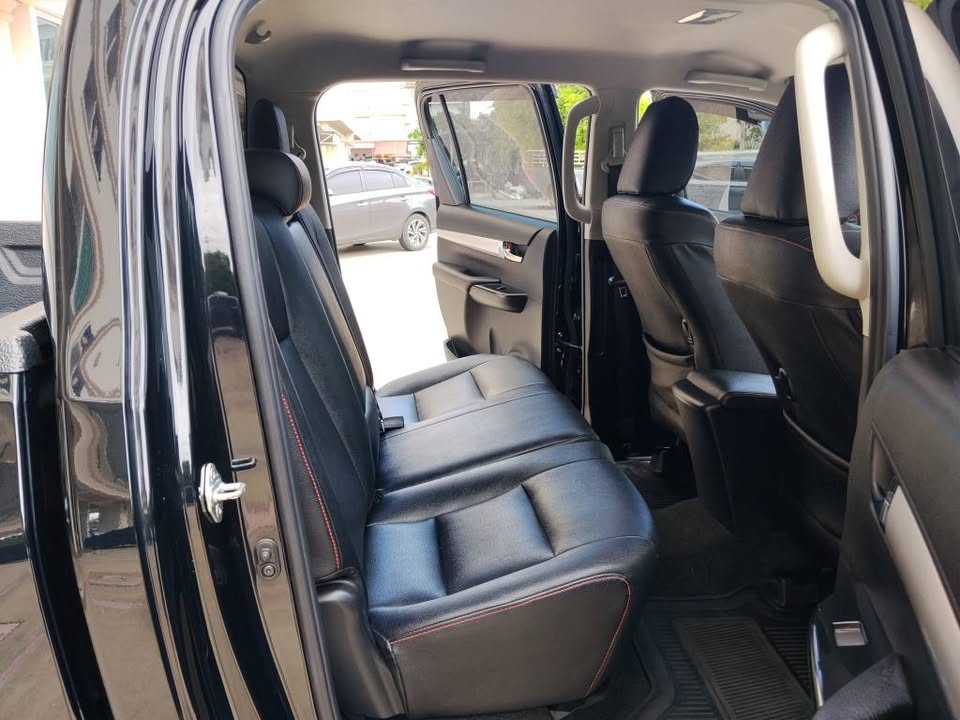 2020 Toyota Hilux Revo Mid MT Double Cab view 5
