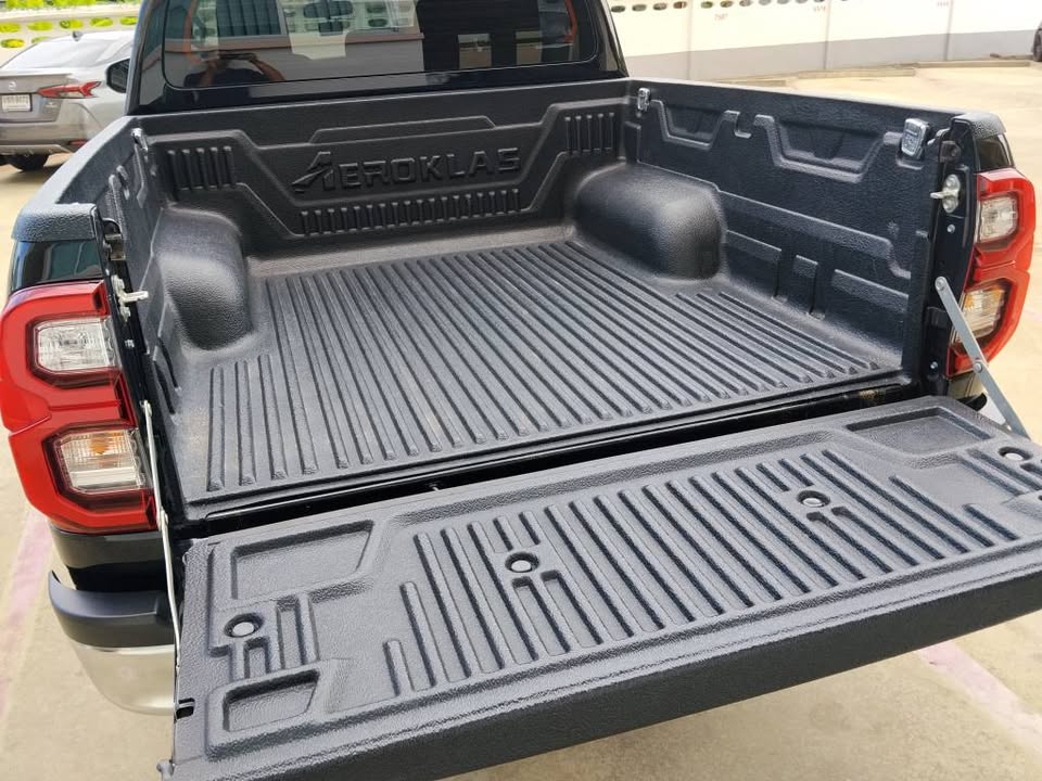 2020 Toyota Hilux Revo Mid MT Double Cab view 2
