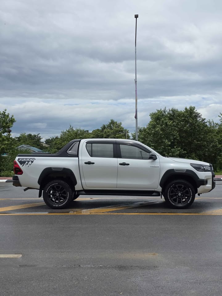 2023 Toyota hilux revo rocco view 2
