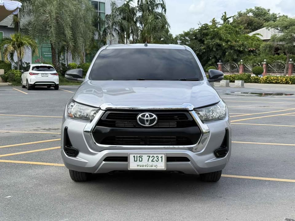2021 Toyota revo smart cab 2.4 z edition view 3